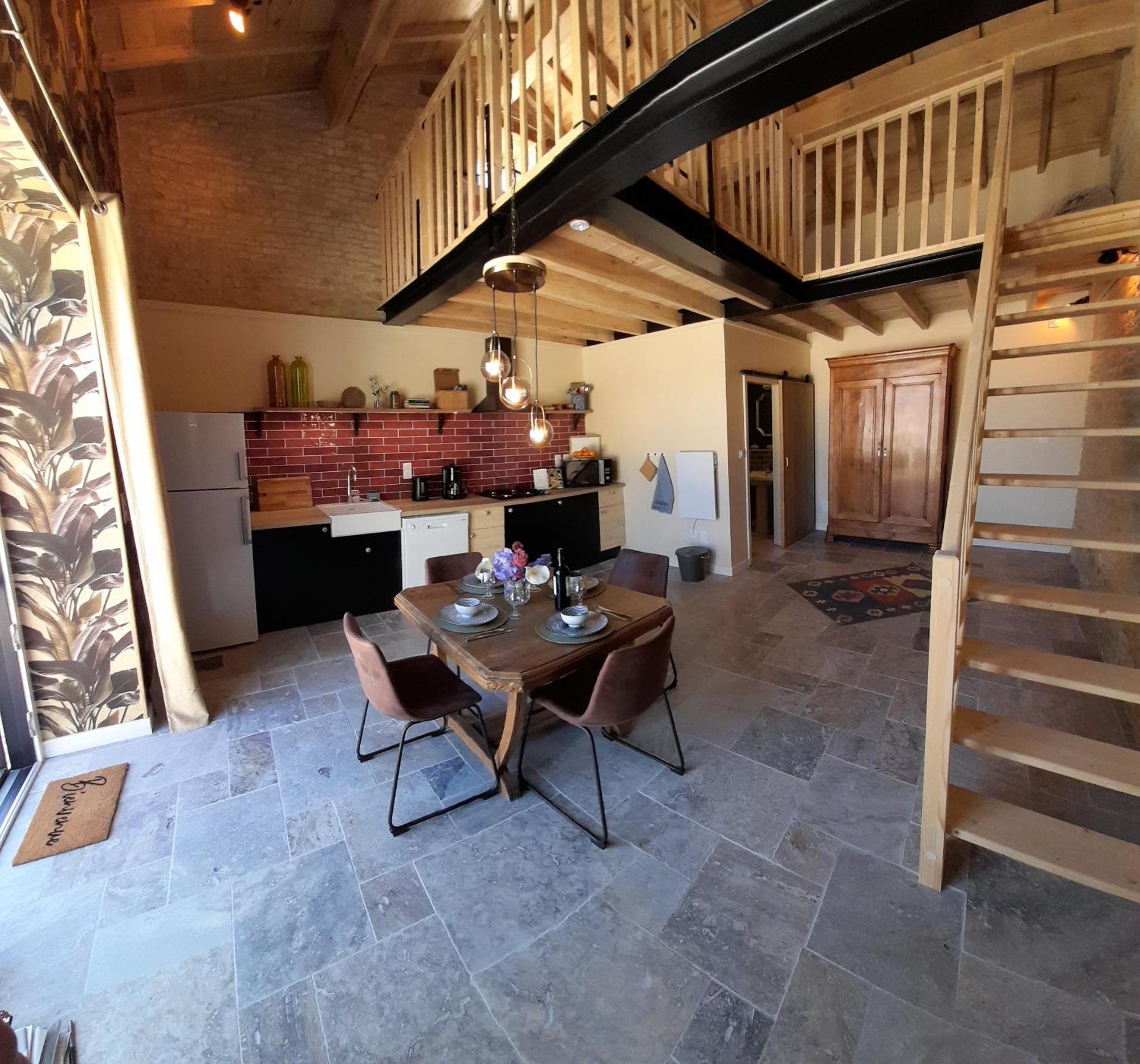 La Galuche Bed & Breakfast Angliers  Bagian luar foto